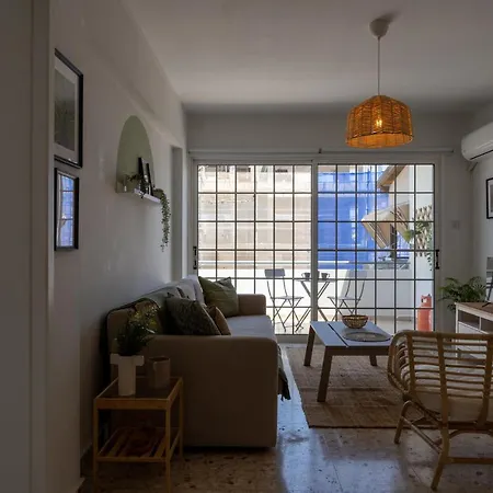 Blossom 1-bedroom In Λάρνακα