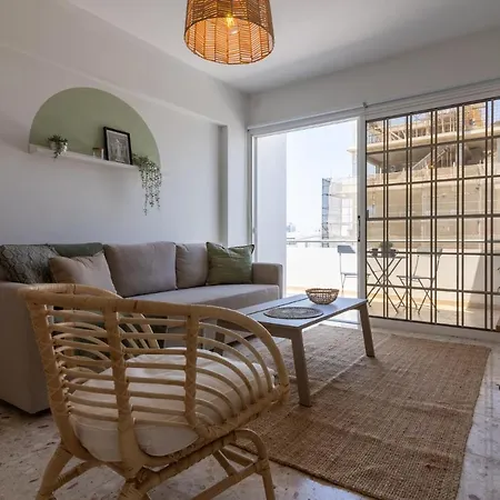 Apartment Blossom 1-bedroom In Larnaca