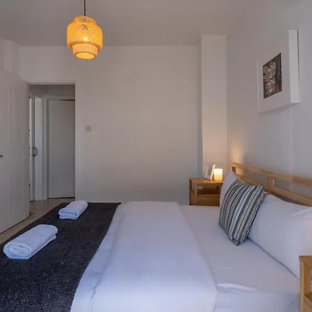 Blossom 1-bedroom In Apartment *