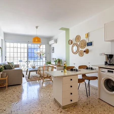 Blossom 1-bedroom In Larnaca
