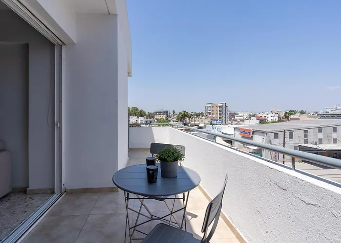 Blossom 1-bedroom In Daire Larnaca